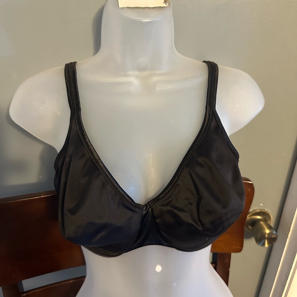 Victoria's Secret Sleek Black Bra36D